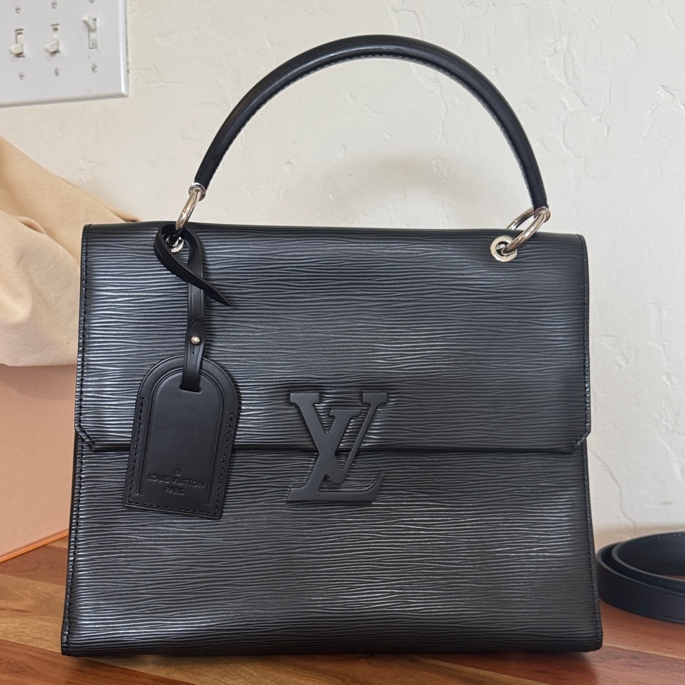 Louis Vuitton Grenelle EPI MM Noir
